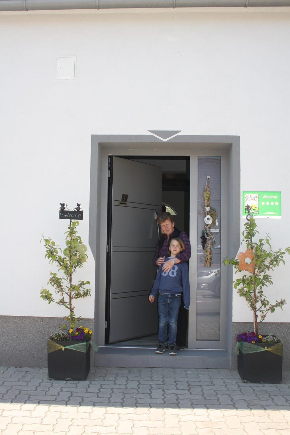 Facade/entrance