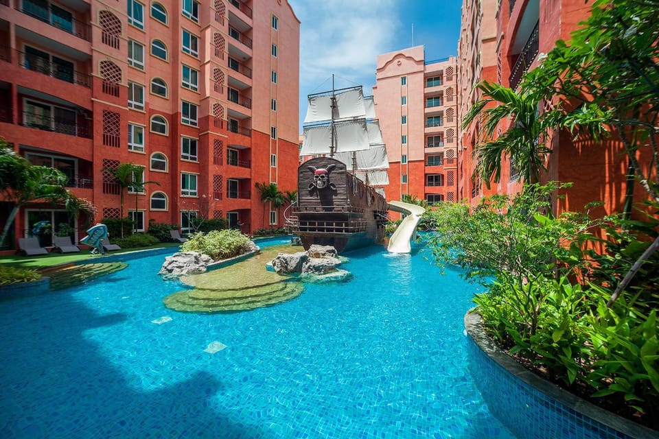 Activities, Children play ground, Aqua park, On site, Swimming pool, Entertainment