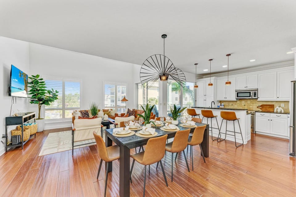 Anna Maria Island Beach Palace House in Bradenton Beach