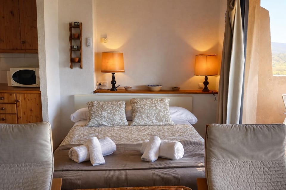 Bed, towels, towels