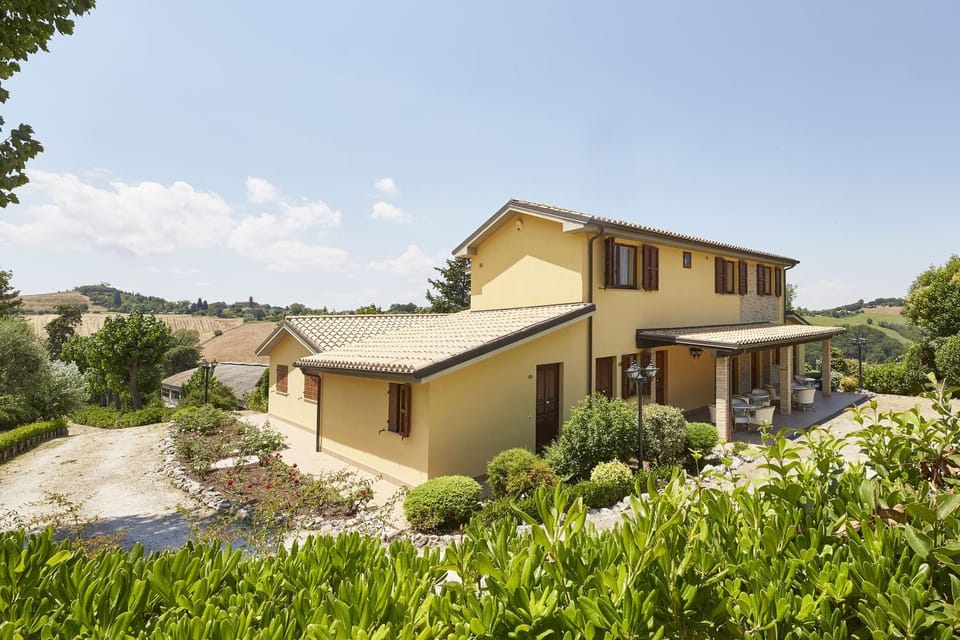 Property building, Natural landscape, Garden, Garden view