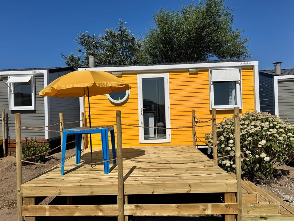 Camping De Collignon Campground/ 
RV Resort in Normandy