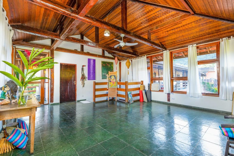 Drifter Hostel Hostel in São Sebastião