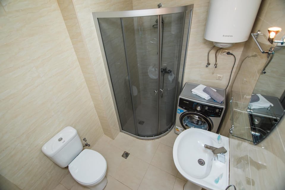 Sea Towers Lux 605 Apartment in Batumi