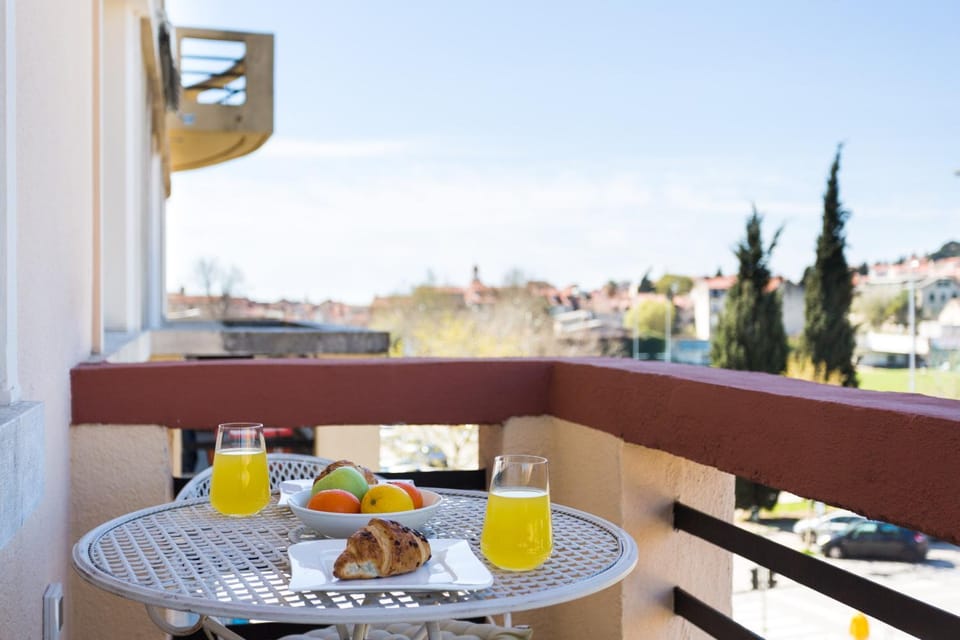 Balcony/Terrace, Dining area, City view