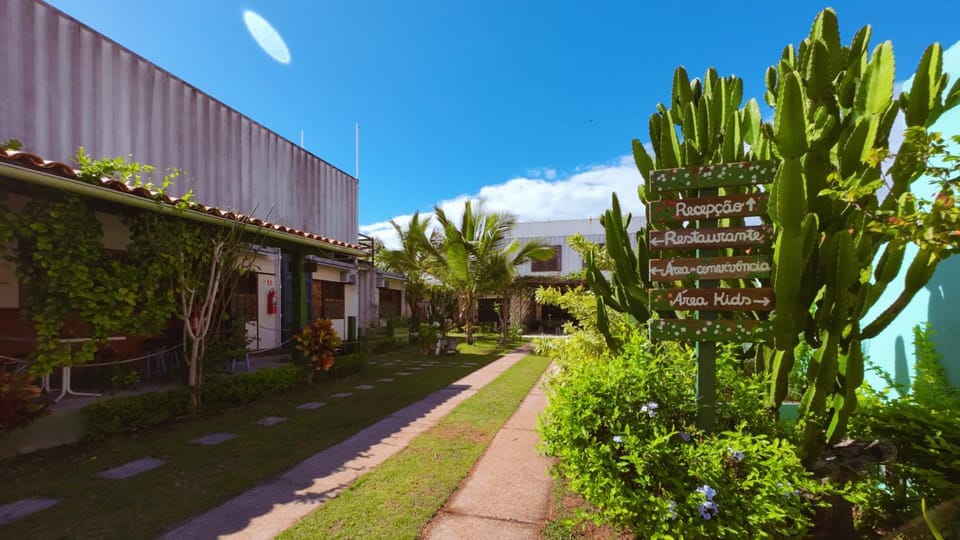 Property building, Spring, Day, Garden, Garden view