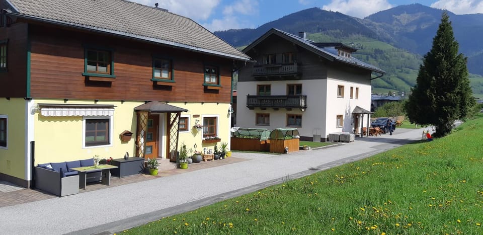 Ferienwohnung Kasbacher Apartment in Salzburgerland