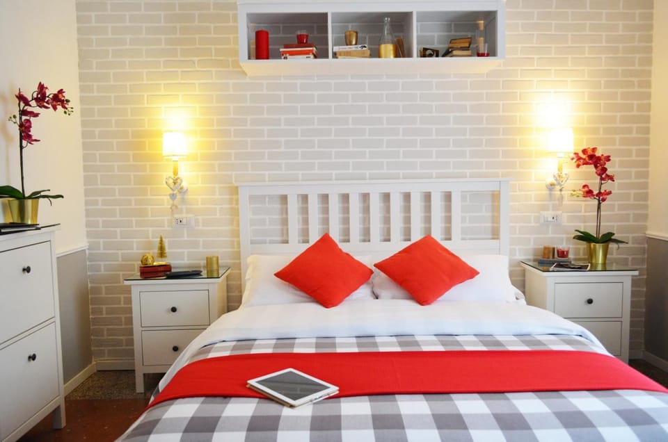 Moonlight Inn Guesthouse Bed and Breakfast in Rome