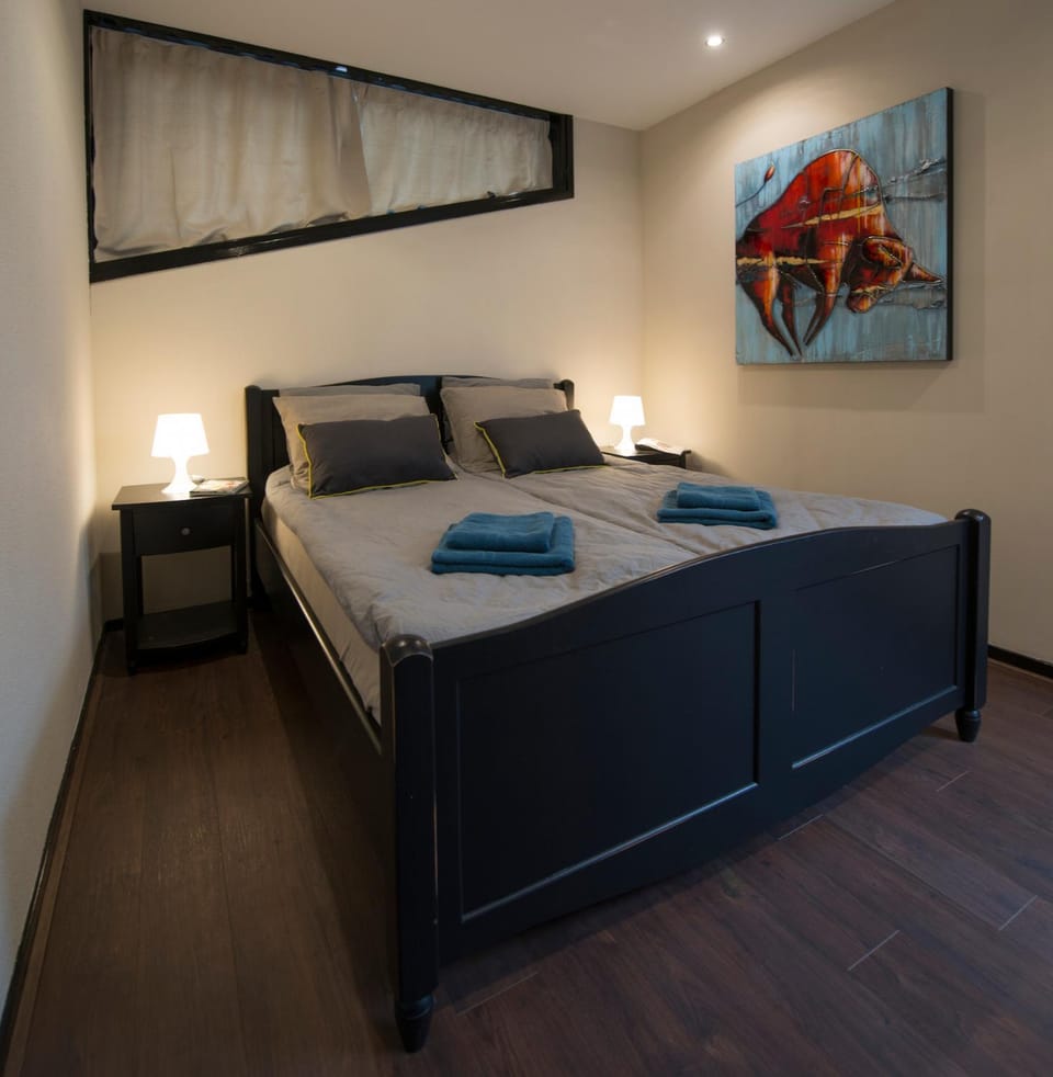 Bed, cot