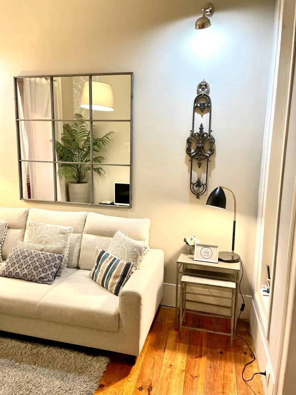 Communal lounge/ TV room