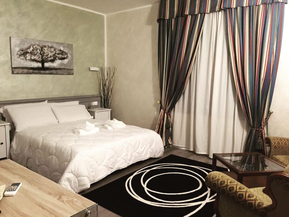 Bed, Other, On site