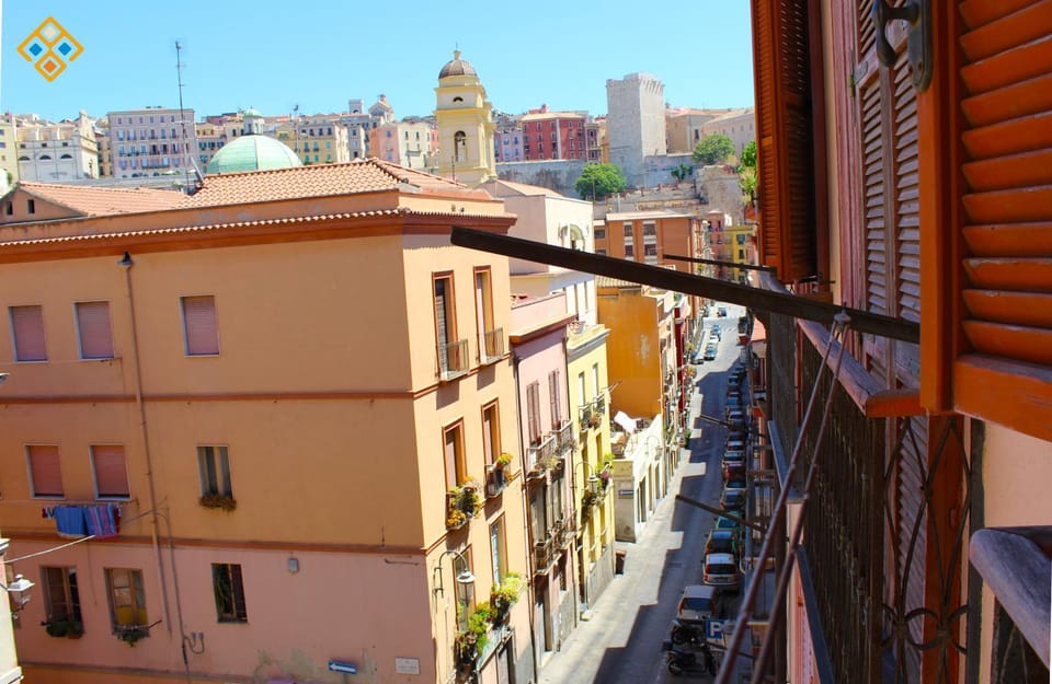 City view, Street view