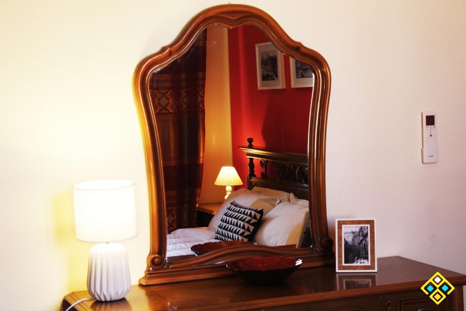 Decorative detail, Bedroom