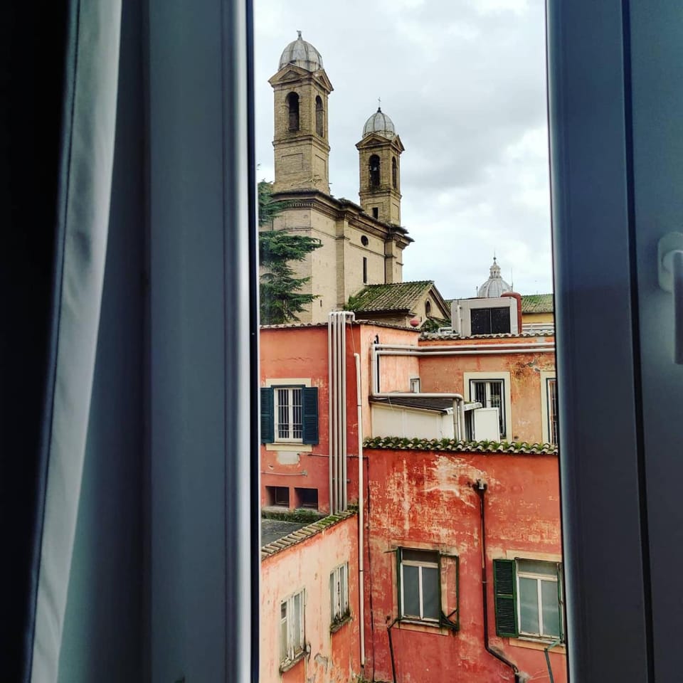 View (from property/room), City view