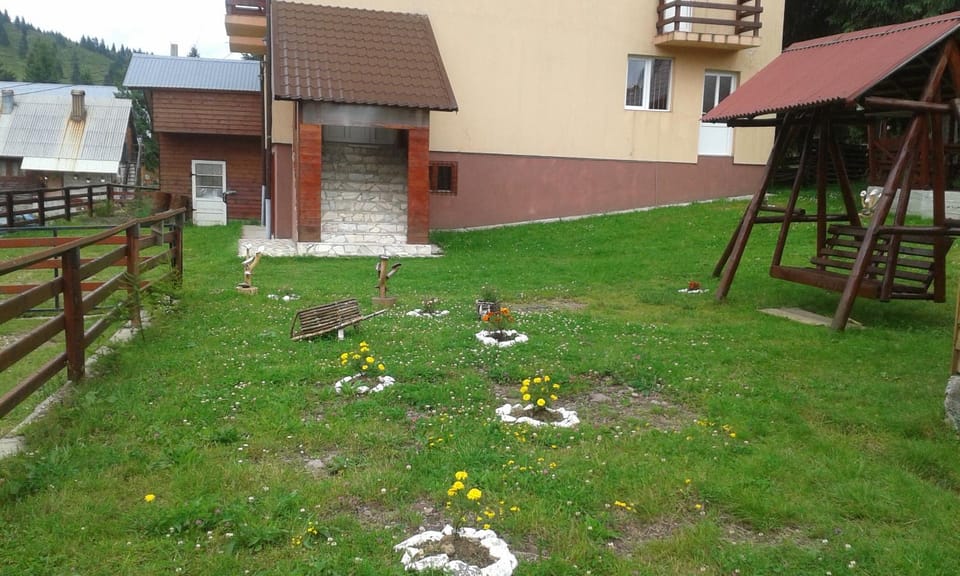 Day, Summer, BBQ facilities, Garden
