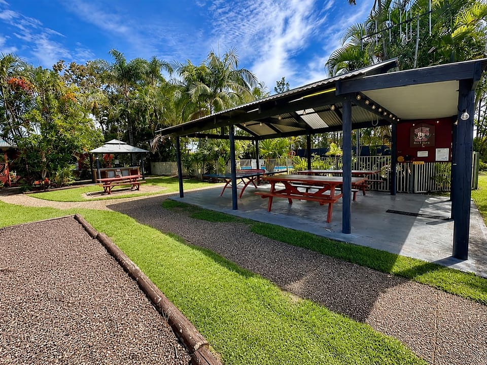 BBQ facilities, Garden