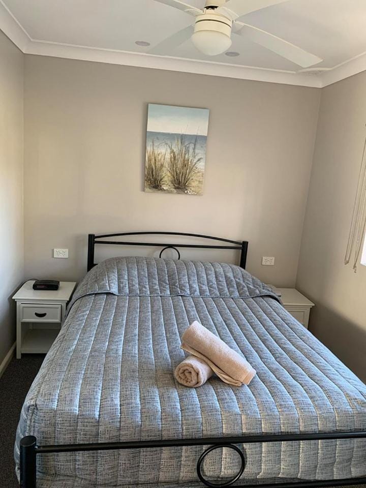 Laguna lodge Group Accommodation Campground/ 
RV Resort in Sussex Inlet