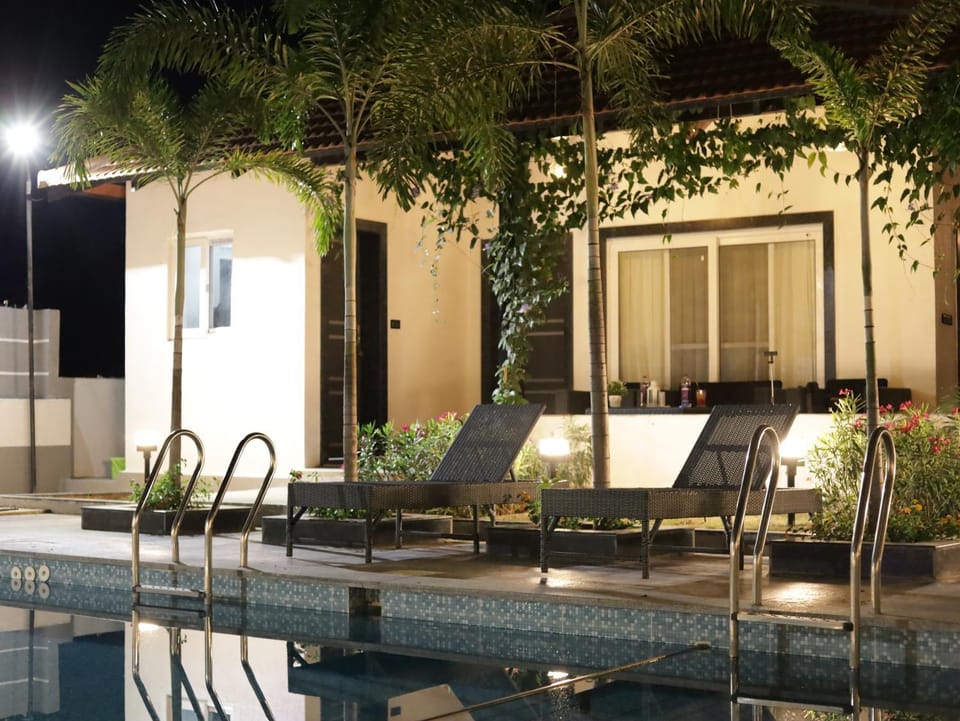 Button Eyes Resort - Pet friendly Resort in Hyderabad