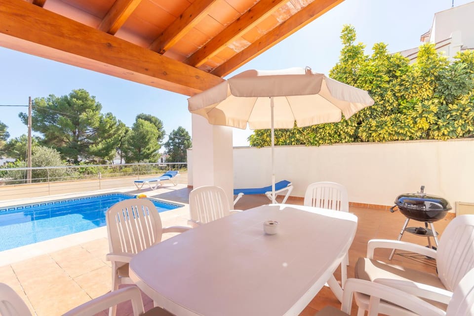 Patio, Pool view, Swimming pool