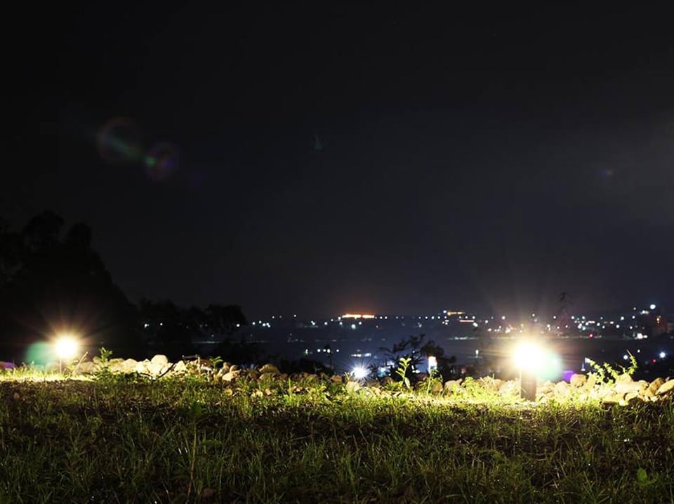 Restaurant/places to eat, Night, Balcony/Terrace, Mountain view