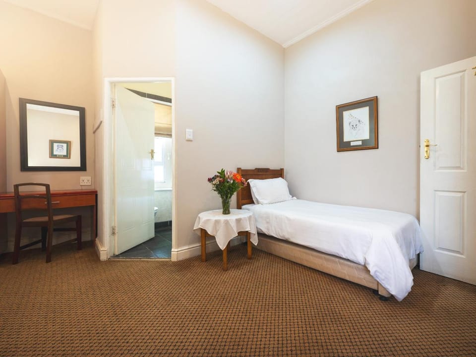 Oak lodge Guest House Bed and Breakfast in Eastern Cape