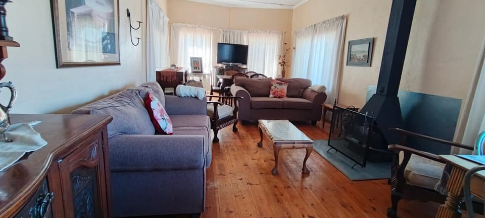 Sutherland Guest House Bed and Breakfast in South Africa