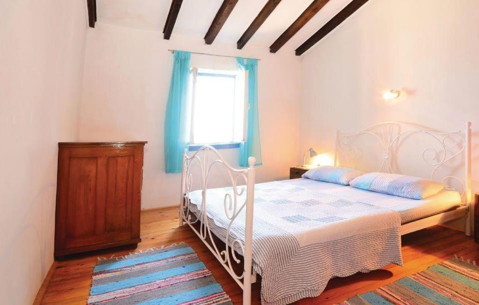 Property building, Bedroom