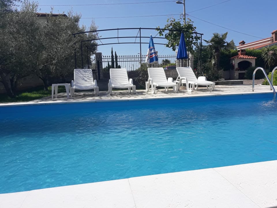 Activities, Swimming pool