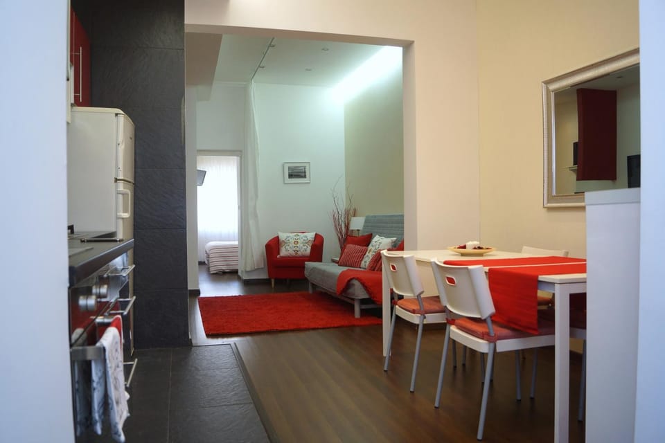 Kitchen or kitchenette, Living room, Dining area