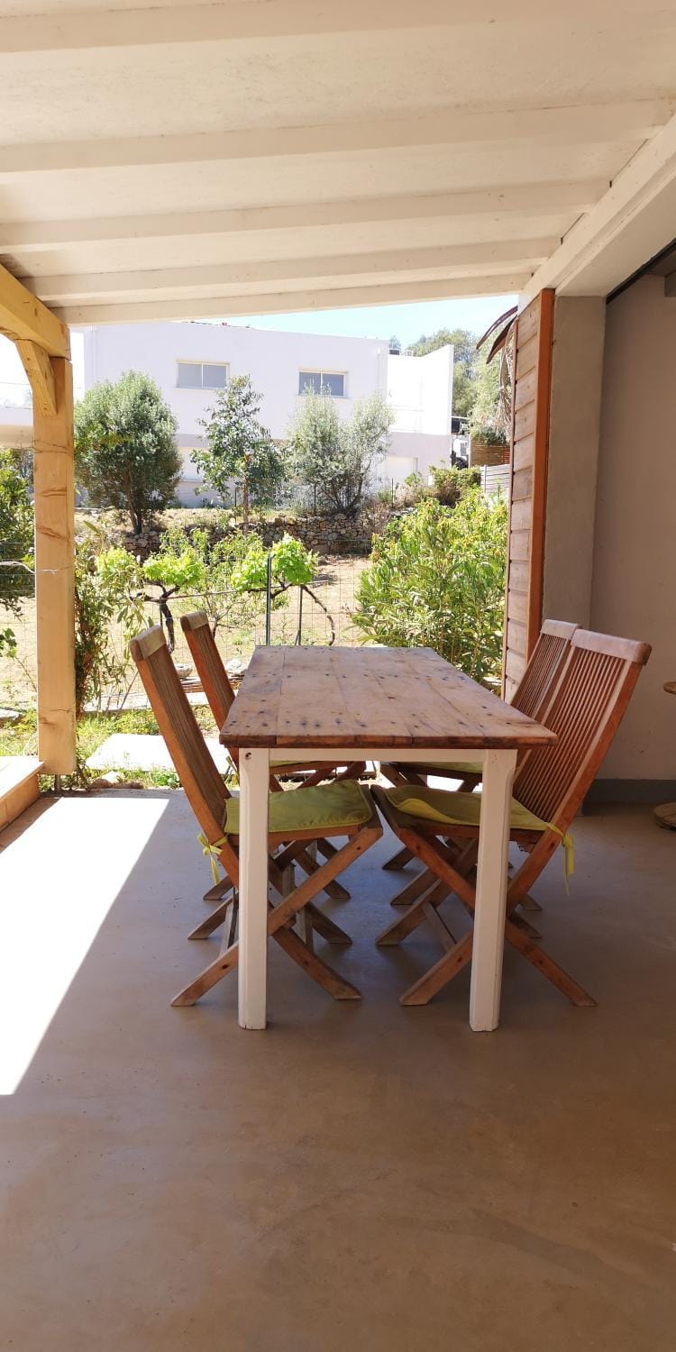 Patio, Dining area