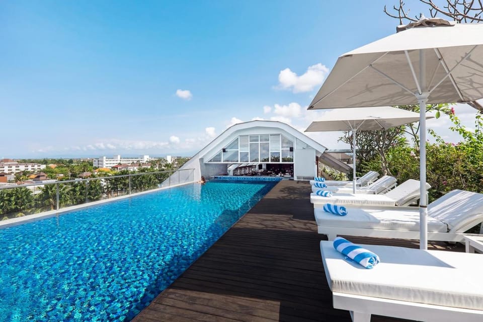 Swimming pool, Swimming pool