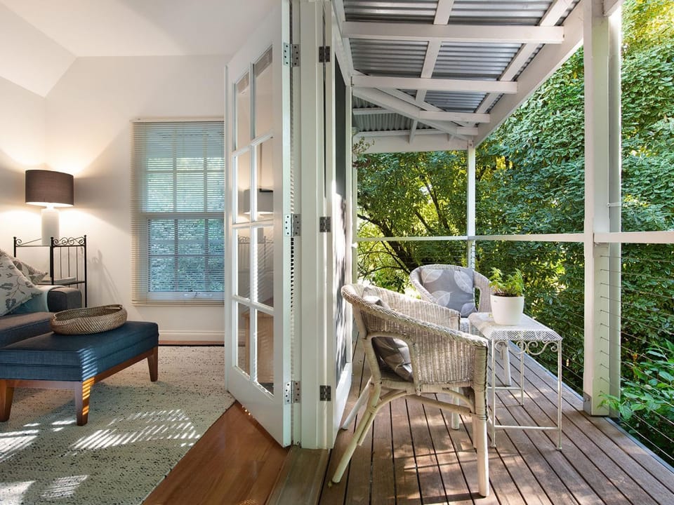Day, Garden, View (from property/room), Balcony/Terrace, Living room, Dining area