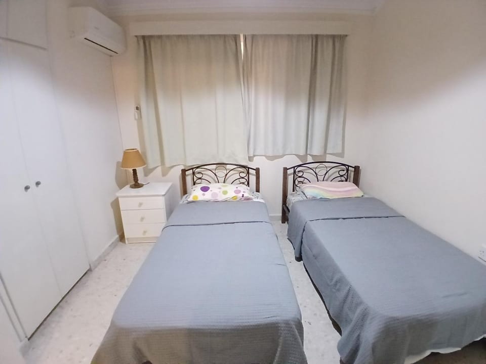 Miltos beach House House in Oroklini