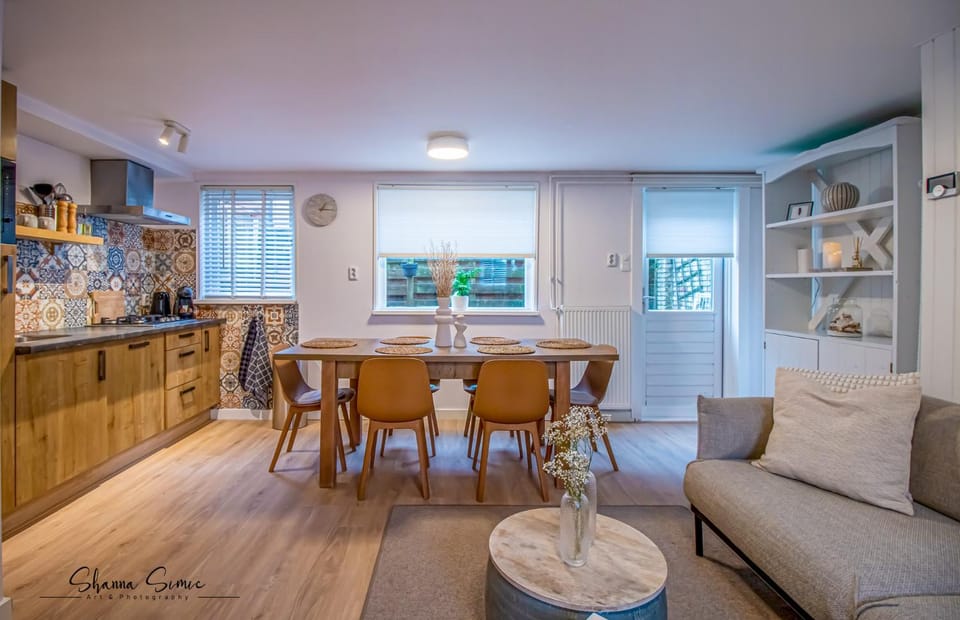 Dinner, kitchen