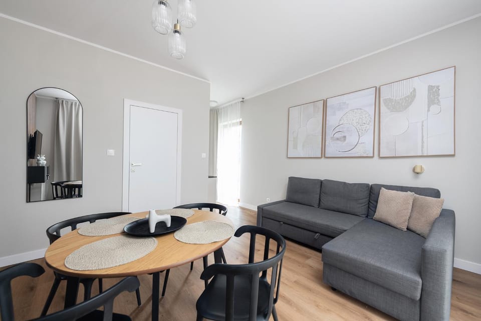 Apartments Nearto Old Town Rakowicka Apartment in Krakow