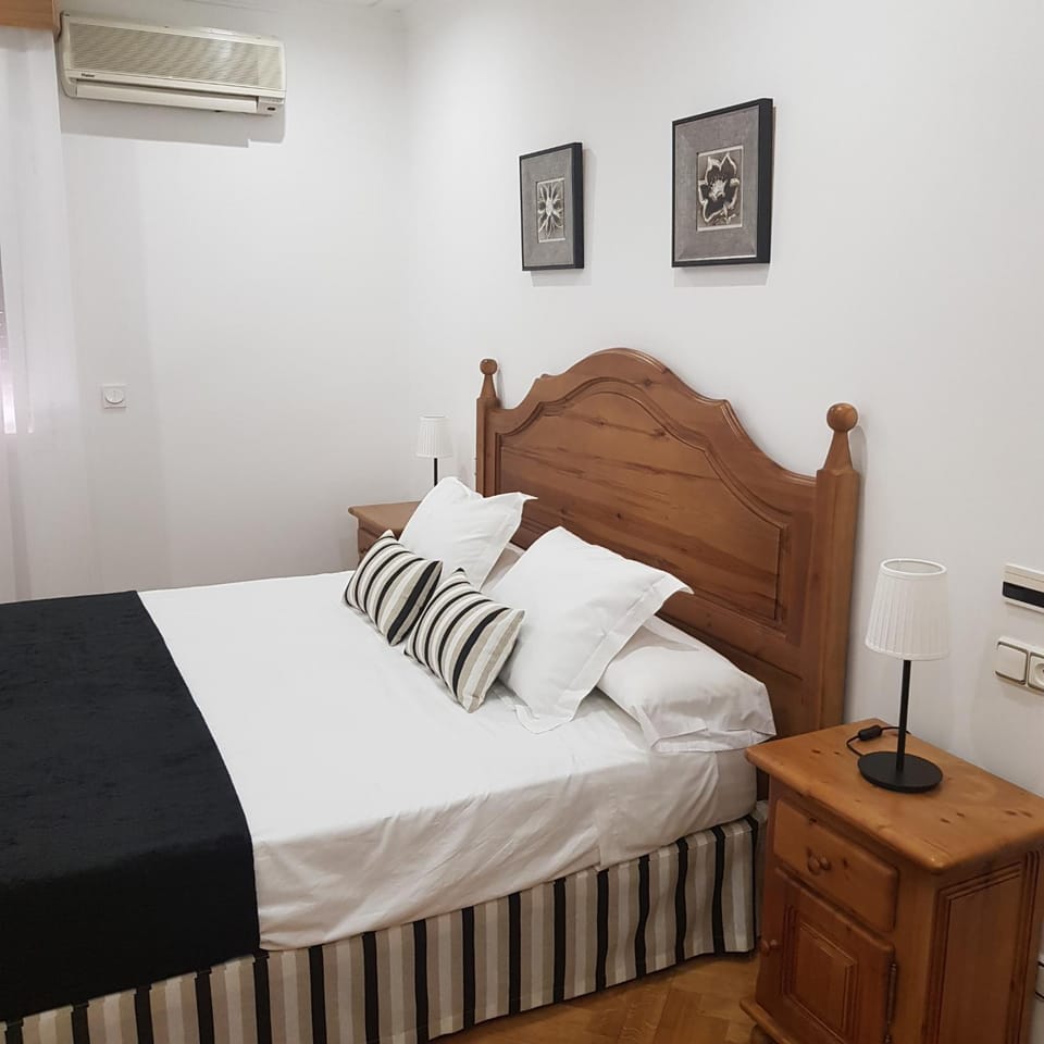 Hostal La Parada Bed and Breakfast in La Mancha
