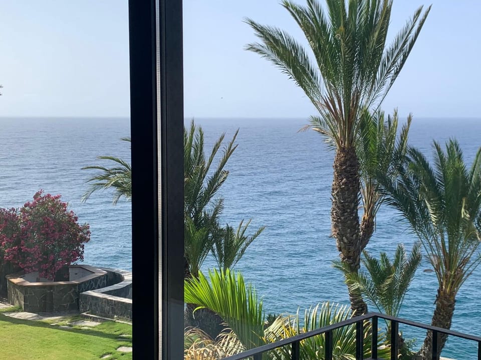 Garden view, Sea view
