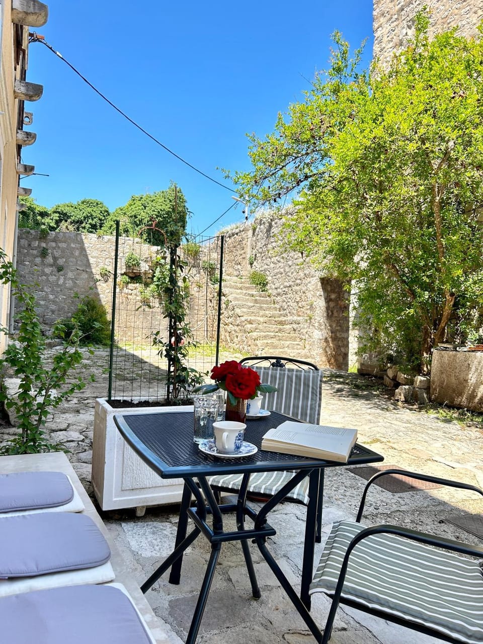 Patio, Day, View (from property/room), Balcony/Terrace