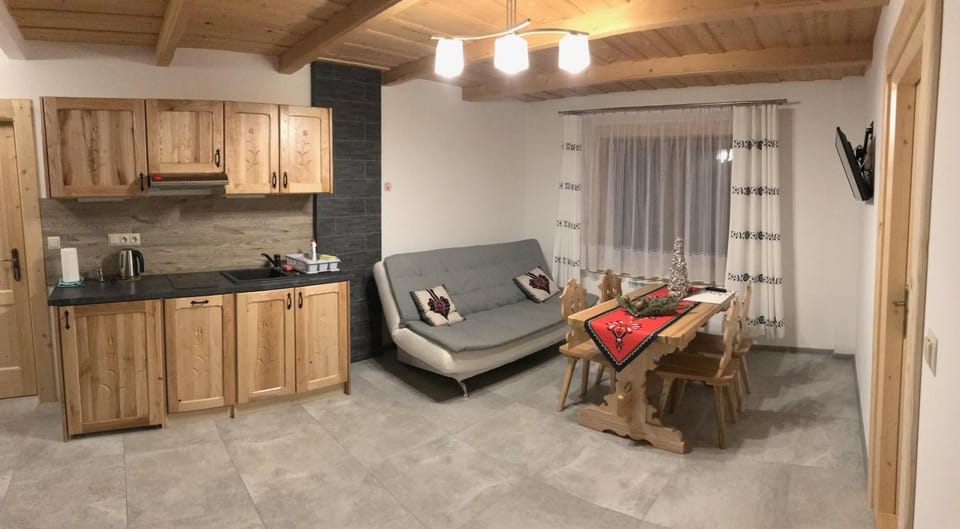 Kitchen or kitchenette, Living room, Seating area