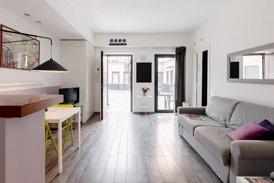 Living room, Seating area