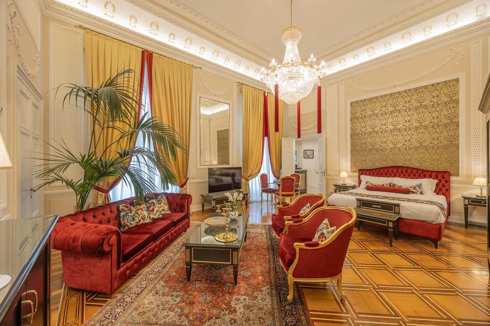 Bed, Living room, Photo of the whole room, Seating area, Bedroom