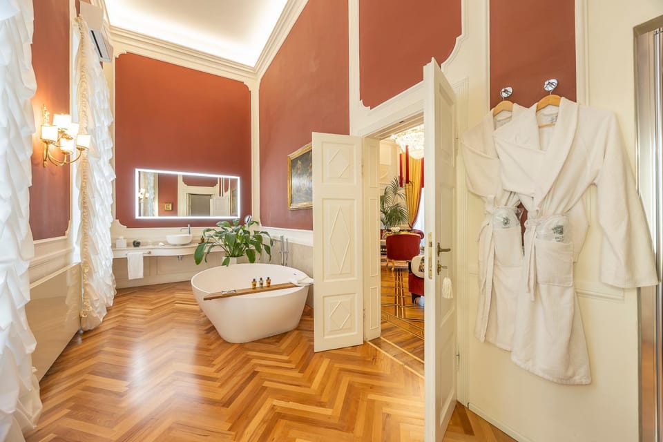 Bathroom, towels