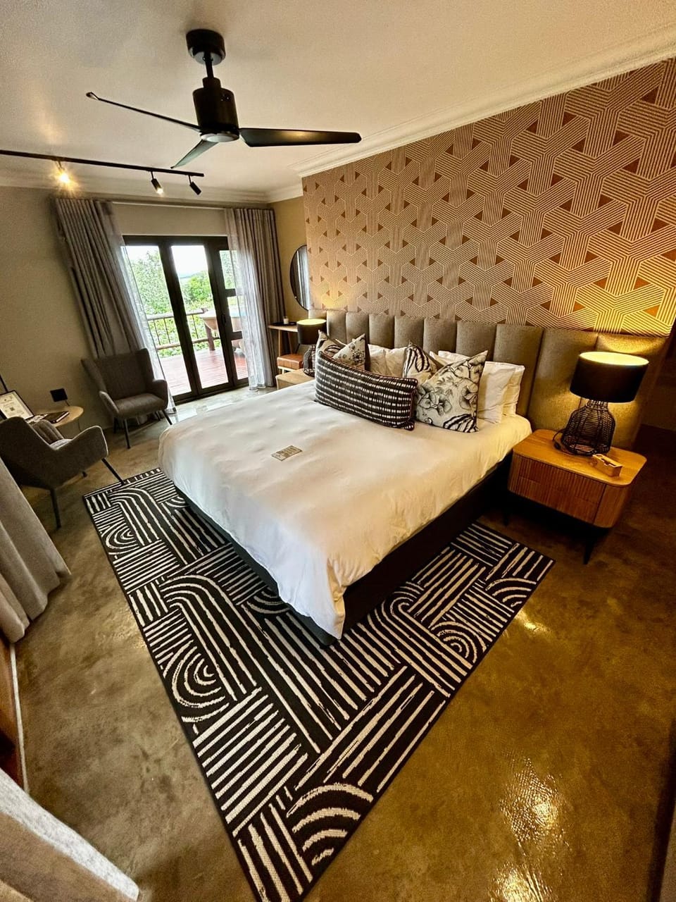 Photo of the whole room