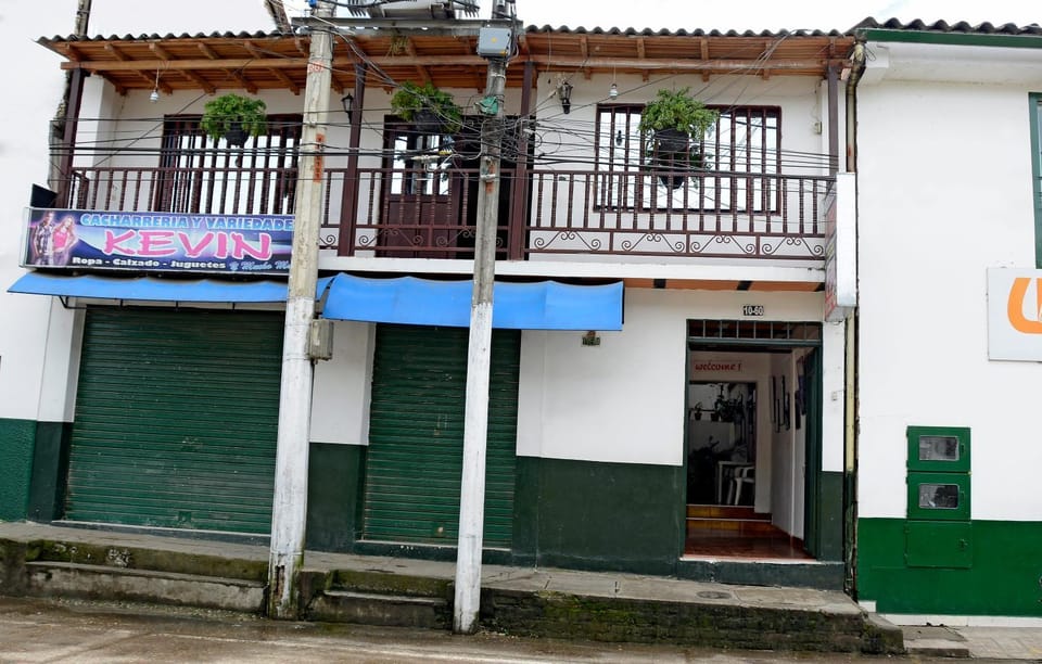 Property building, Facade/entrance