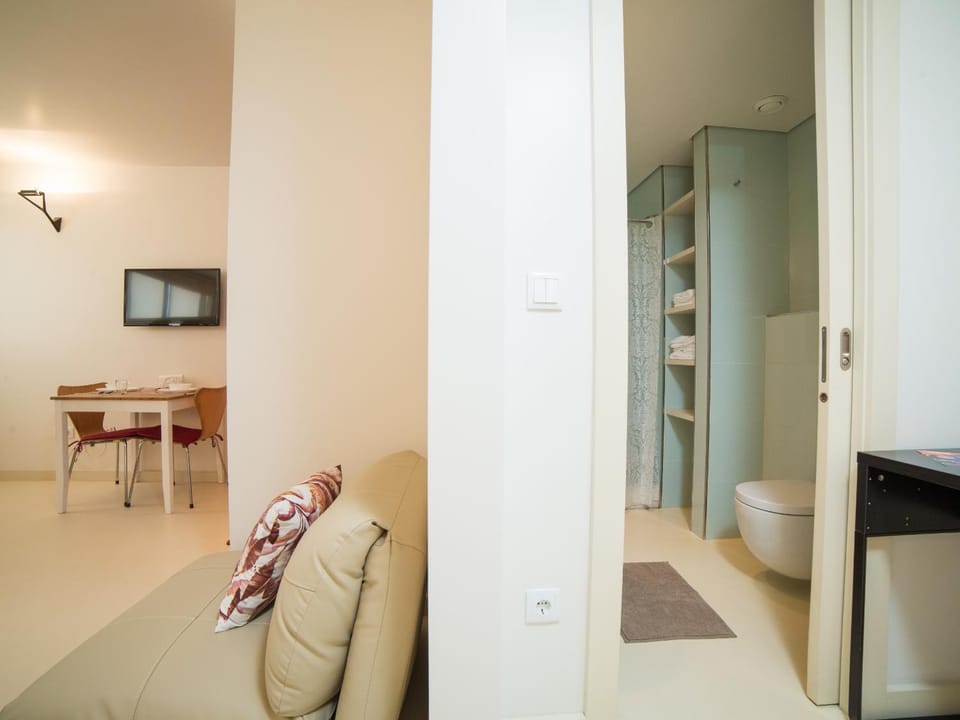 OPORTO GUEST - Cedofeita Apartment in Porto