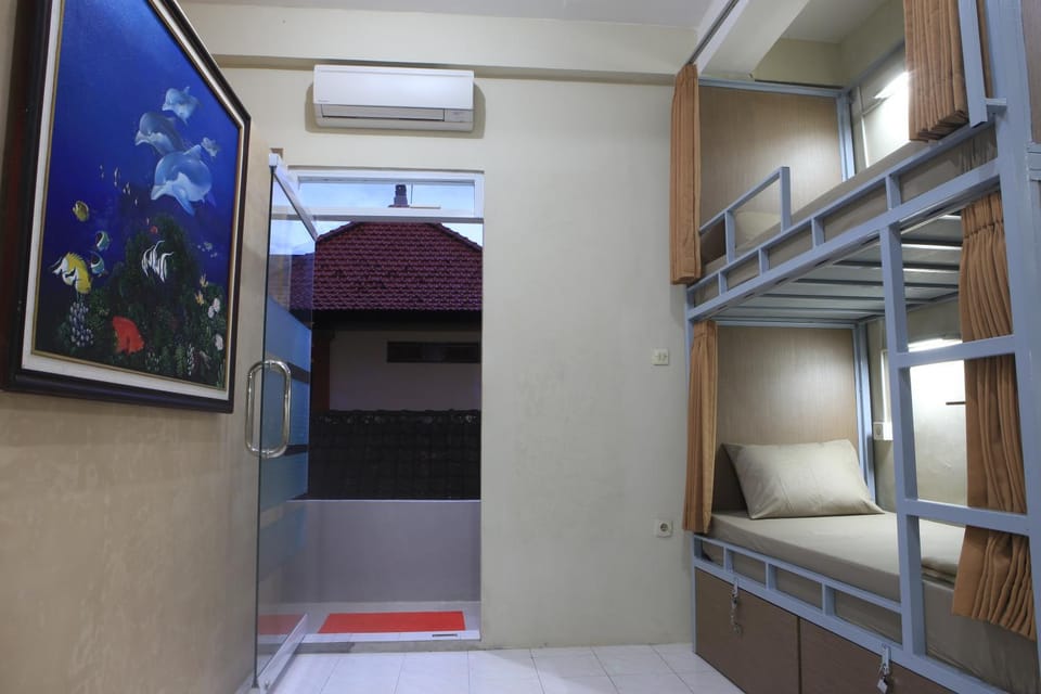 bunk bed