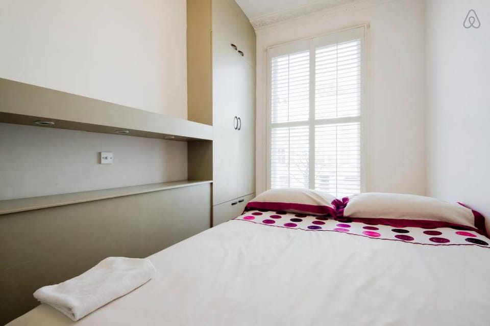 Arsenal 123 close to Emirates stadium direct Eurostar Heathrow-free parking Apartment in London Borough of Islington