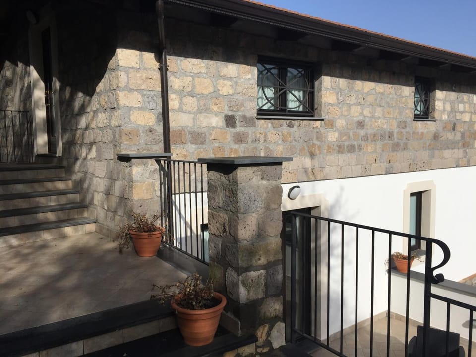 Facade/entrance, Garden view, Mountain view