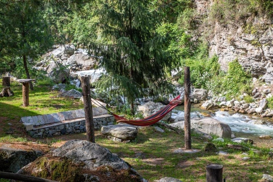Tirthan Anglers' Retreat Hotel in Himachal Pradesh