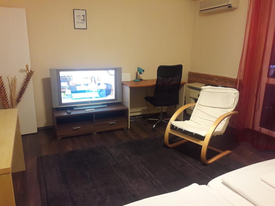 TV and multimedia, Bedroom